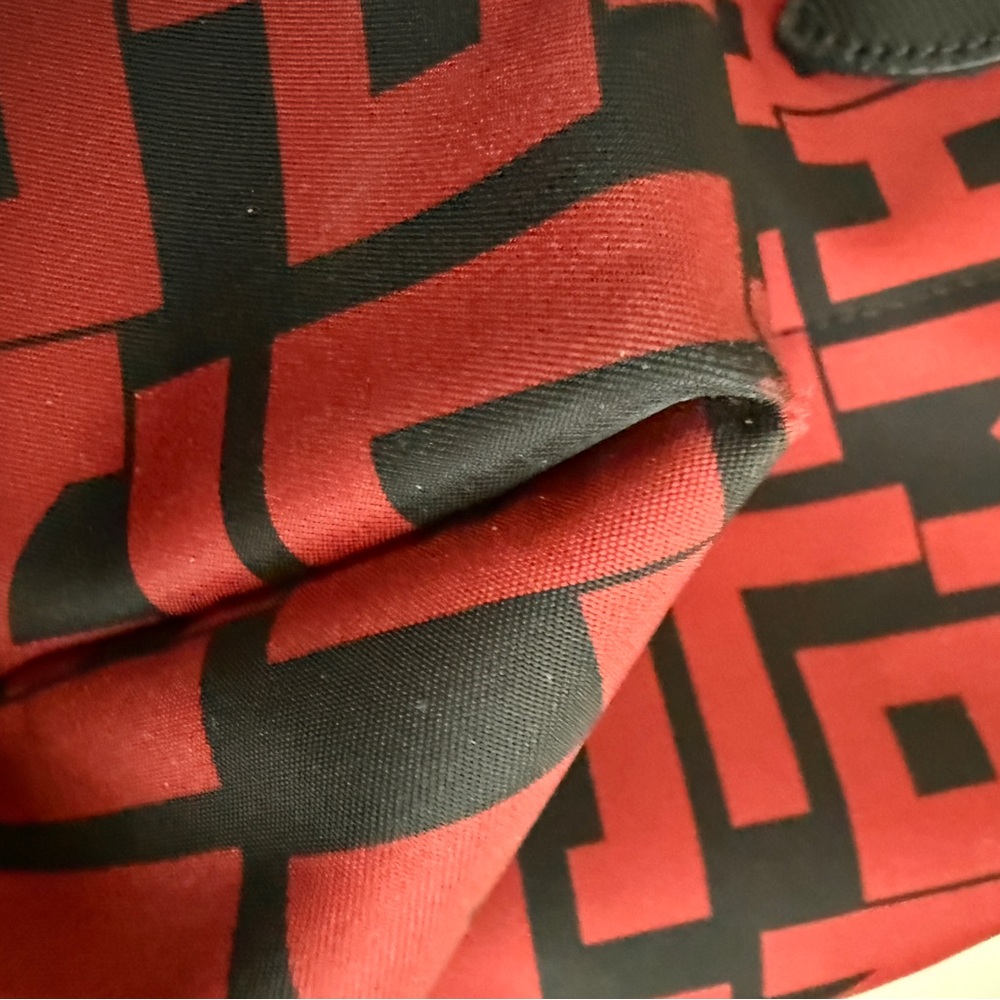 Longchamp Le Pliage Print Red & Black Logo Tote - Picture 15 of 16